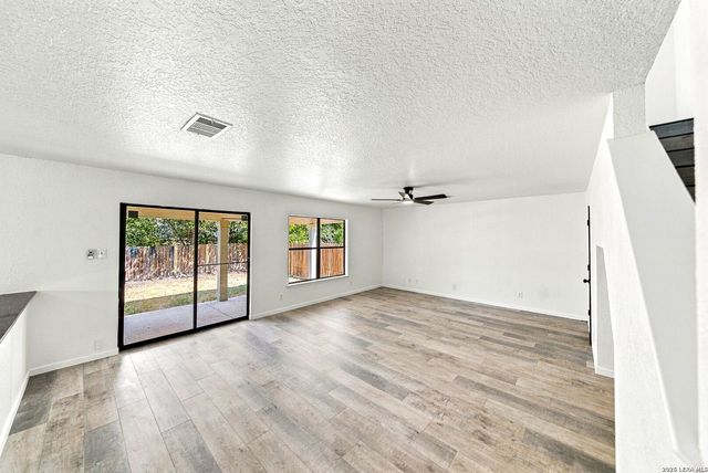 5068 Viking Coral, San Antonio, TX 78244