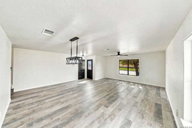 5068 Viking Coral, San Antonio, TX 78244