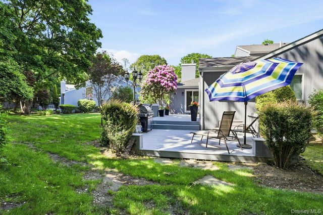 3 Heiko Court, Northport, NY 11768