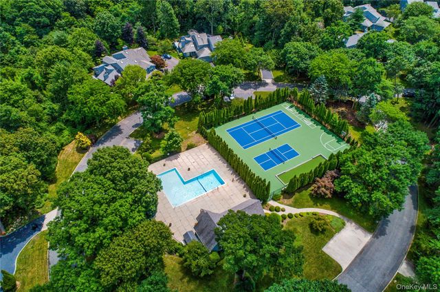 3 Heiko Court, Northport, NY 11768