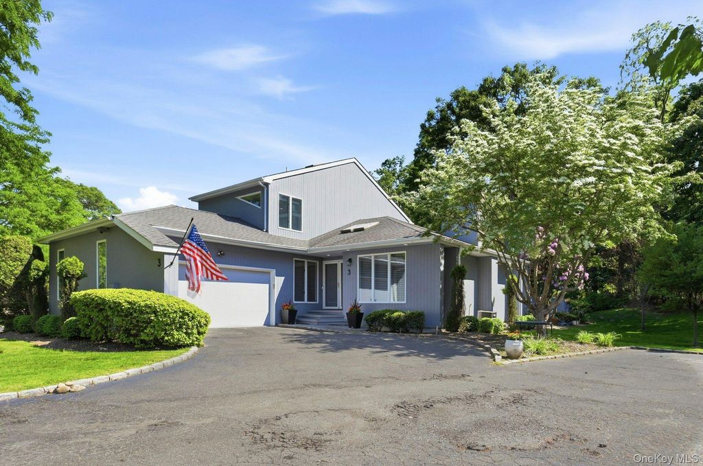 3 Heiko Court, Northport, NY 11768