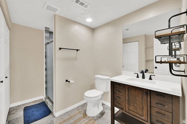 482 W 275 N, Clearfield, UT 84015