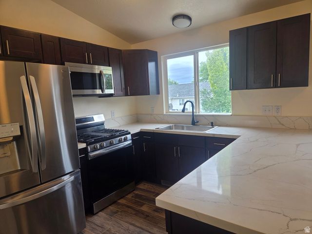 482 W 275 N, Clearfield, UT 84015