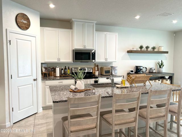 1460 TAN TARA, Jacksonville, FL 32221
