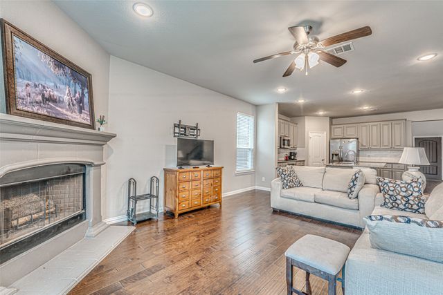 909 Gambel Drive, Sherman, TX 75092