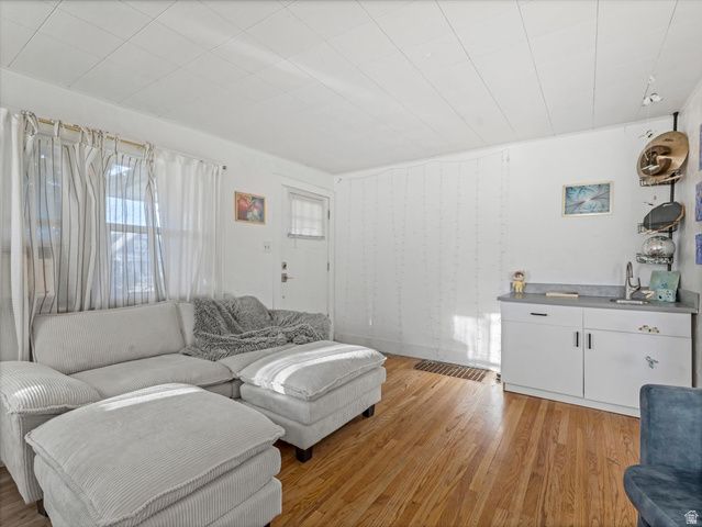 743 E 900 S, Salt Lake City, UT 84105