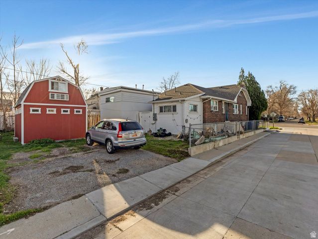 743 E 900 S, Salt Lake City, UT 84105