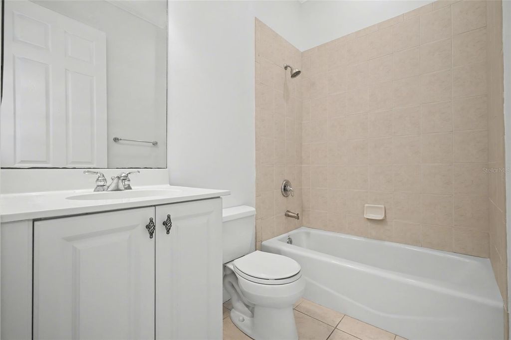 Image 32 of property listing at 2158 FALLS CIRCLE, Vero Beach, FL 32967