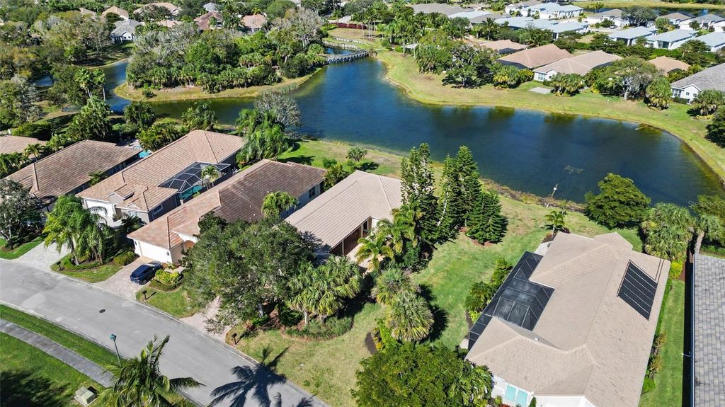 Image 33 of property listing at 2158 FALLS CIRCLE, Vero Beach, FL 32967