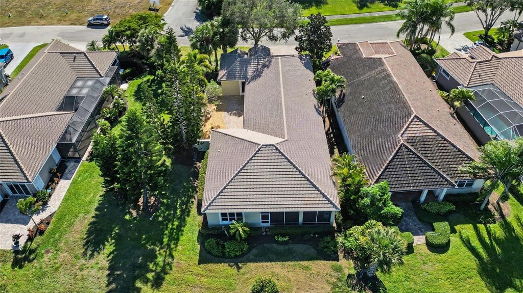 Image 38 of property listing at 2158 FALLS CIRCLE, Vero Beach, FL 32967