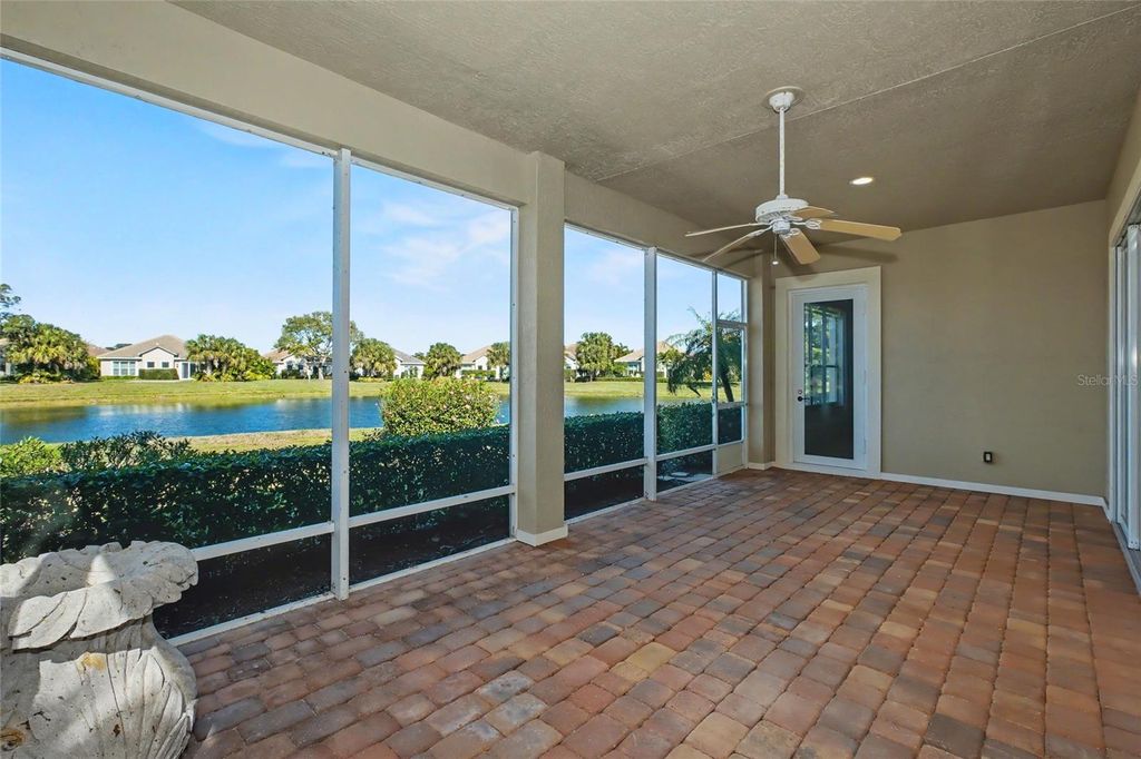 Image 10 of property listing at 2158 FALLS CIRCLE, Vero Beach, FL 32967