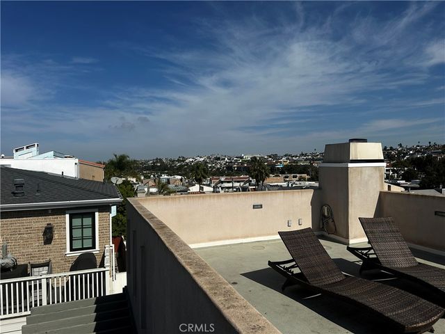 425 11th, Hermosa Beach, CA 90254