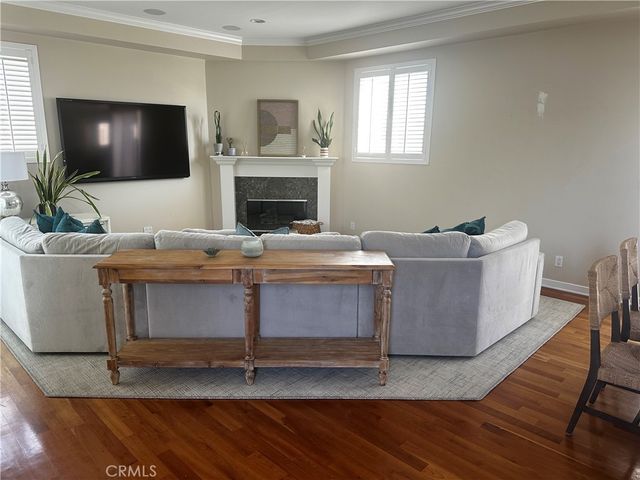 425 11th, Hermosa Beach, CA 90254