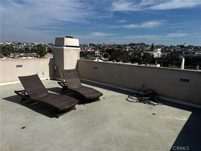 425 11th, Hermosa Beach, CA 90254