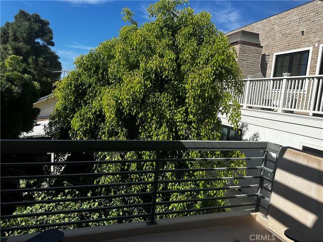 425 11th, Hermosa Beach, CA 90254