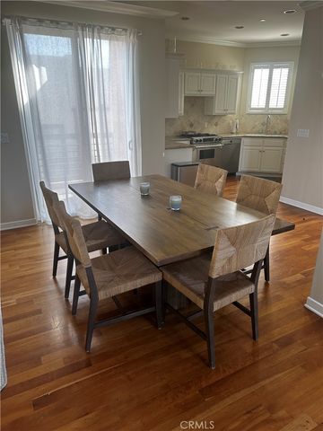 425 11th, Hermosa Beach, CA 90254