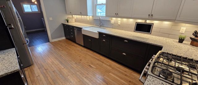 9120 S Chicago COURT, Oak Creek, WI 53154