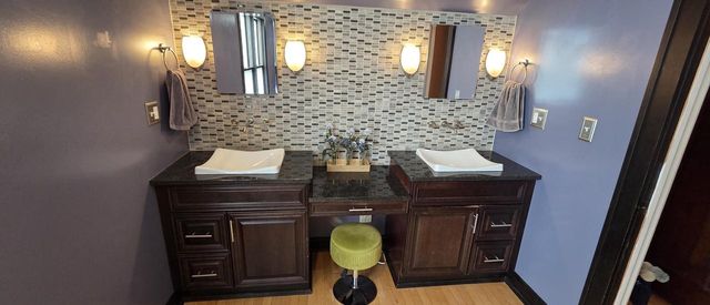 9120 S Chicago COURT, Oak Creek, WI 53154