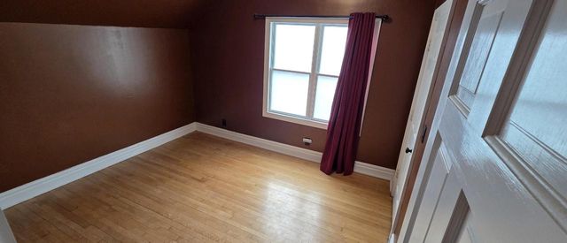 9120 S Chicago COURT, Oak Creek, WI 53154