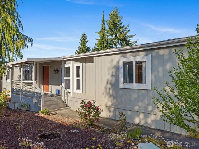 1427 100th Street SW #127, Everett, WA 98204
