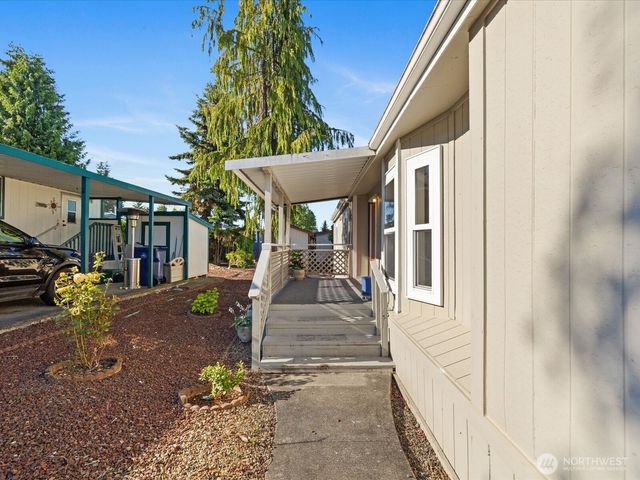 1427 100th Street SW #127, Everett, WA 98204