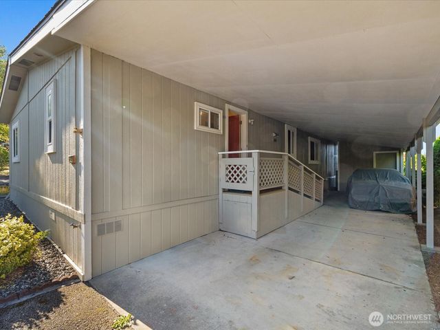 1427 100th Street SW #127, Everett, WA 98204