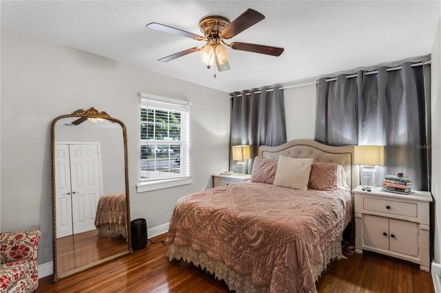 2425 36TH AVENUE N, St Petersburg, FL 33713