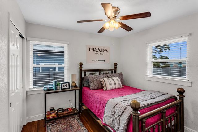 2425 36TH AVENUE N, St Petersburg, FL 33713