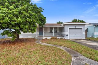 2425 36TH AVENUE N, St Petersburg, FL 33713