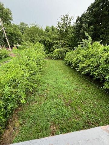 823 Greeley Avenue, Kansas City, KS 66101