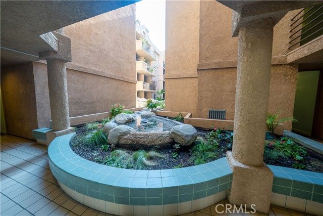 640 W 4th 101, Long Beach, CA 90802