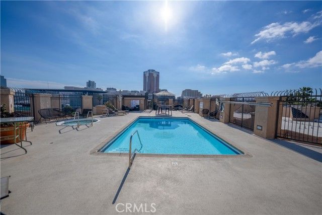 640 W 4th 101, Long Beach, CA 90802