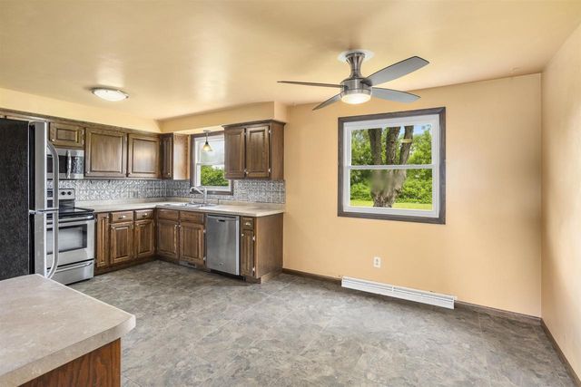 W5646 VANS ROAD, Appleton, WI 54915