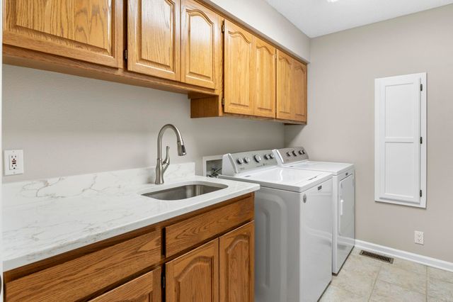 15 Temerario Place, Hot Springs Village, AR 71909