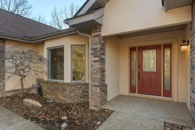 15 Temerario Place, Hot Springs Village, AR 71909