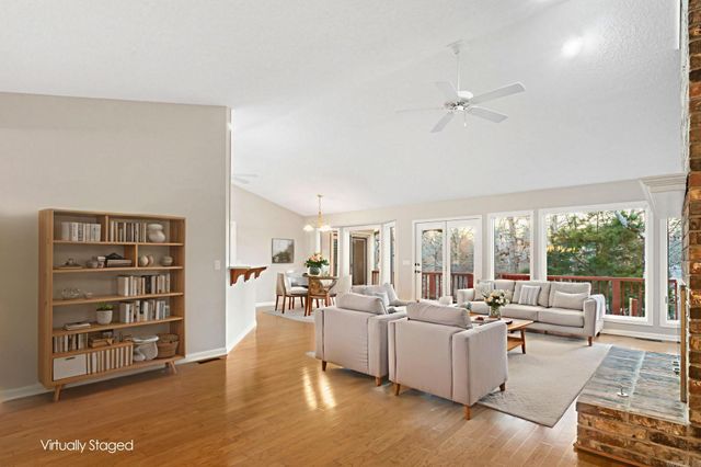 15 Temerario Place, Hot Springs Village, AR 71909