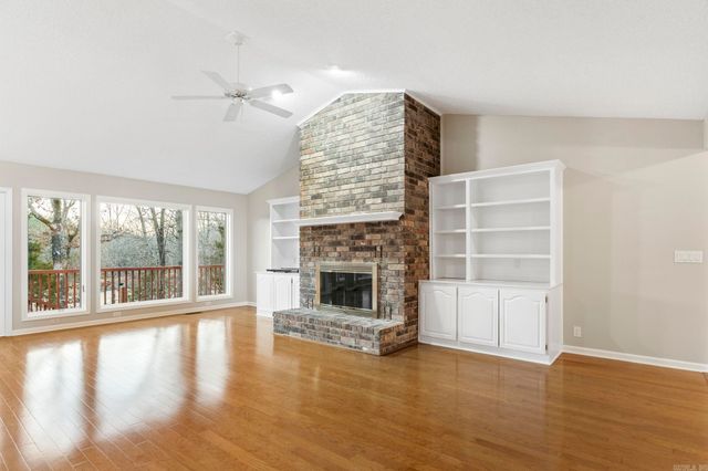 15 Temerario Place, Hot Springs Village, AR 71909