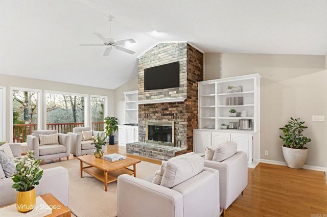 15 Temerario Place, Hot Springs Village, AR 71909