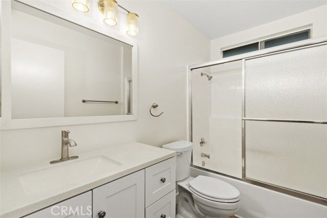 2576 Avenida Del Vista 204, Corona, CA 92882