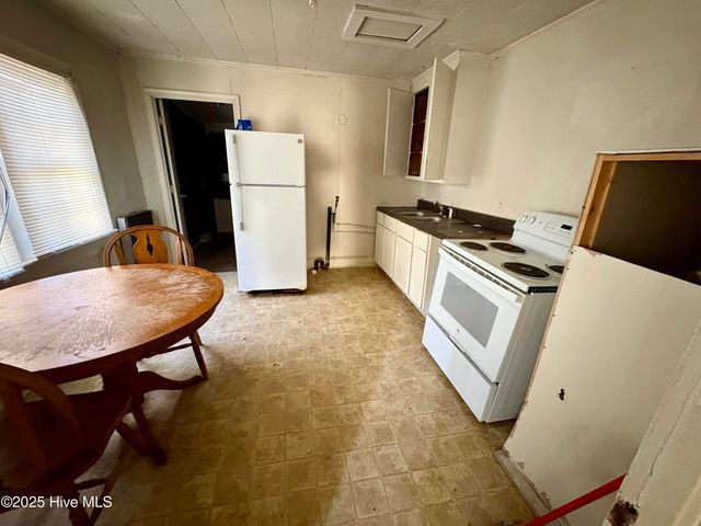 216 Crawford Street, Bethel, NC 27812