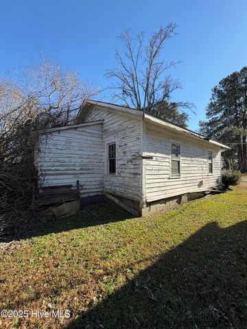 216 Crawford Street, Bethel, NC 27812