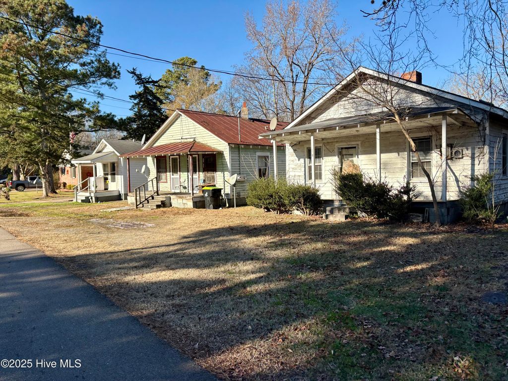 216 Crawford Street, Bethel, NC 27812