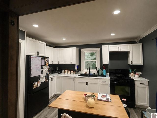 935 N 25th Street, Paducah, KY 42001