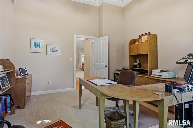 5635 Wagon Ford Road, Chatham, IL 62629