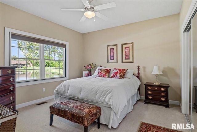 5635 Wagon Ford Road, Chatham, IL 62629