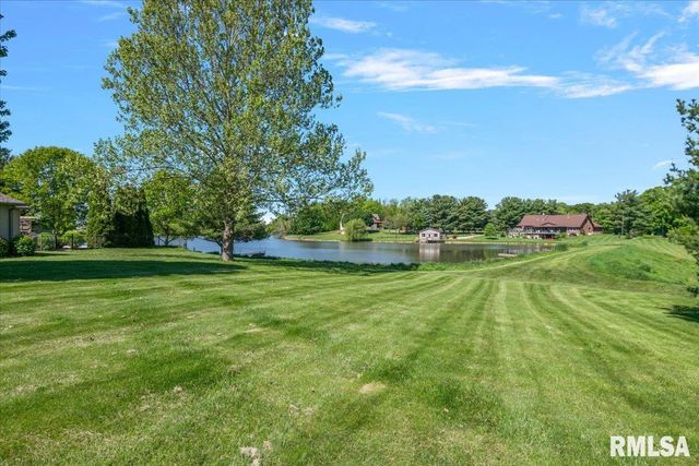 5635 Wagon Ford Road, Chatham, IL 62629
