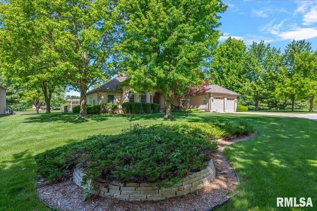 5635 Wagon Ford Road, Chatham, IL 62629