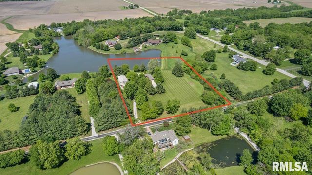 5635 Wagon Ford Road, Chatham, IL 62629