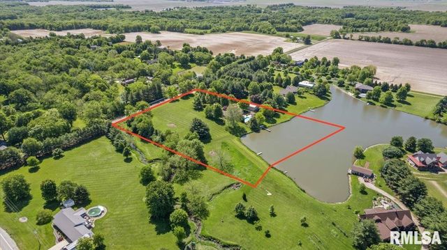 5635 Wagon Ford Road, Chatham, IL 62629
