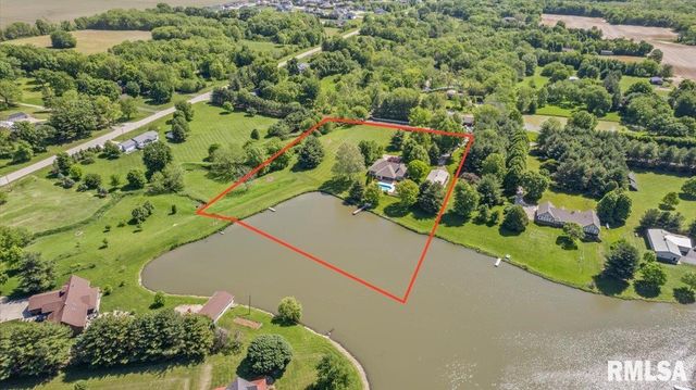 5635 Wagon Ford Road, Chatham, IL 62629